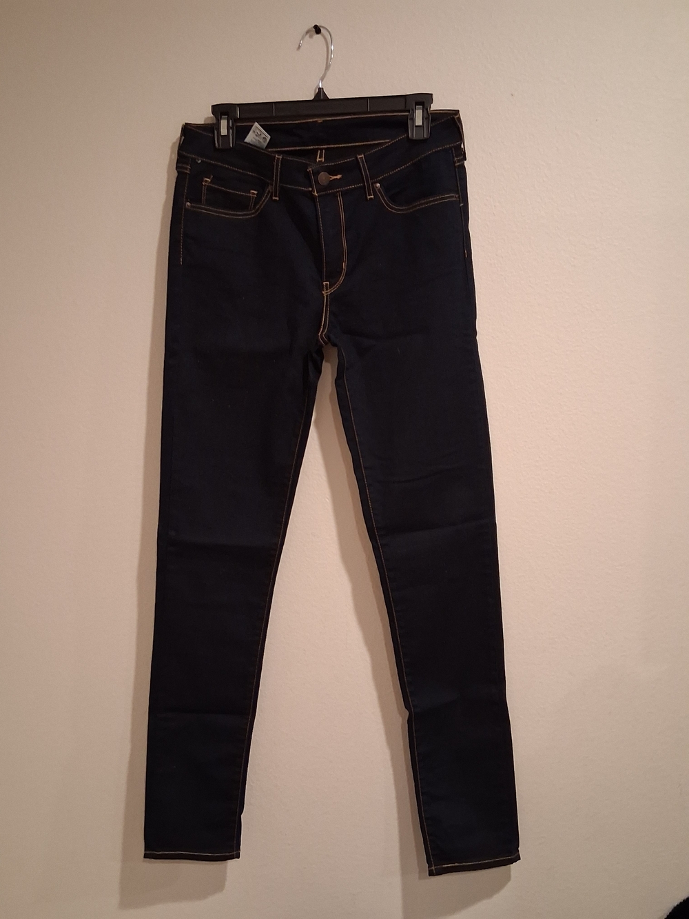 Levi's Dark Blue Skinny Jeans with Contrast Stitching
